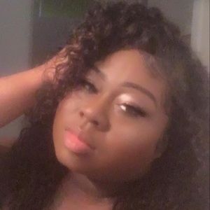 Meet your Posher, Tabatha